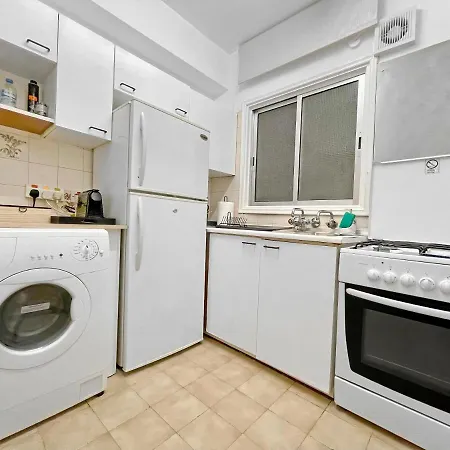 1br Seaview Apt With Community Pool In Center Apartment Larnaca